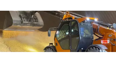 Когда фронтальный погрузчик уже не справляется: роль телескопического в растениеводстве