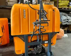 Изображение модельного ряда LEON опрыскиватель