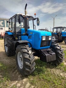 Трактор МТЗ Беларус 1221 фото 