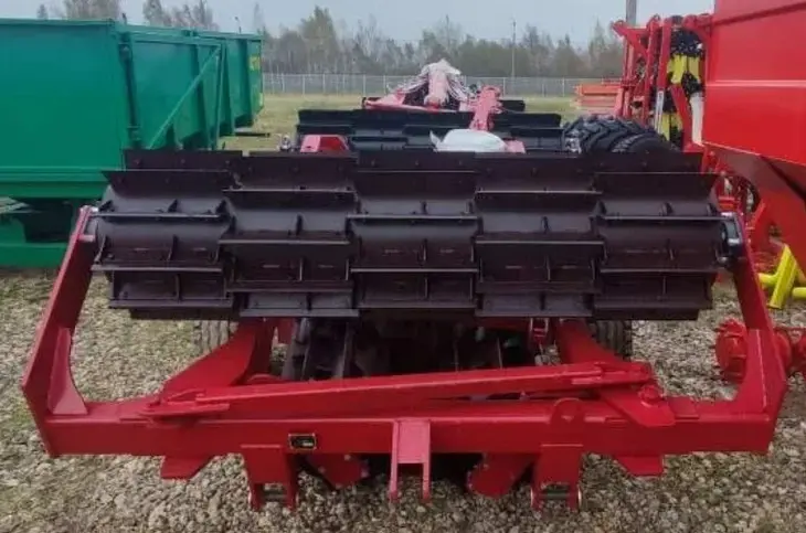 Качественно измельчает стерню