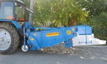 Копалка для лука Krukowiak Z-653/1 отлично справится с этапом уборки!