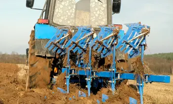  Плуг навесной оборотный ПНО 4-30