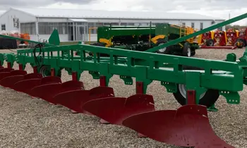  Плуг навесной загонный ПЗН 9-40-01 (7+1+1)