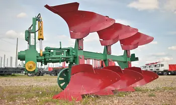  Плуг навесной оборотный ПНО-3-35