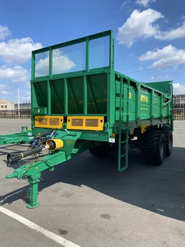 Разбрасыватель твердых органических удобрений МТУ-18