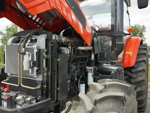 Трактор Farmer FL1404 (Stage III) 140 л.с.
