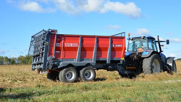 Разбрасыватель органических удобрений N267/2