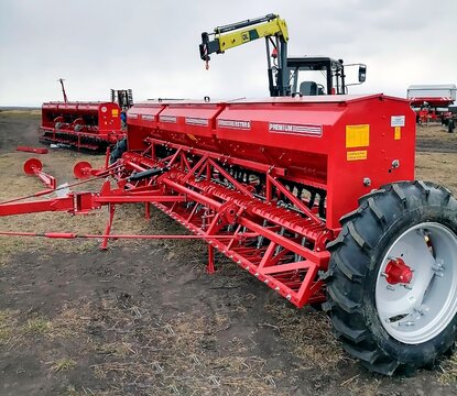 tkX5uvr2pi Как выглядит сеялка для зерна