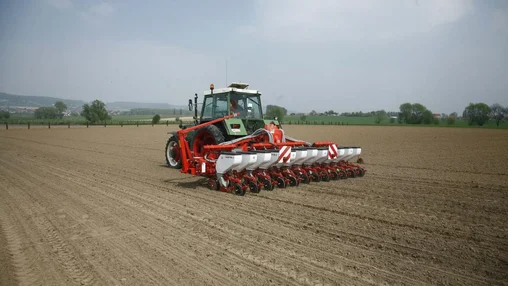 KUHN PLANTER 3