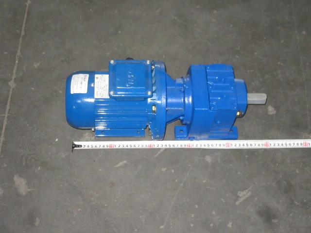Мотор-редуктор СКП-40 UD-R37-39,17-36-0,55